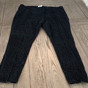 Old Navy Black Leopard Print Leggings